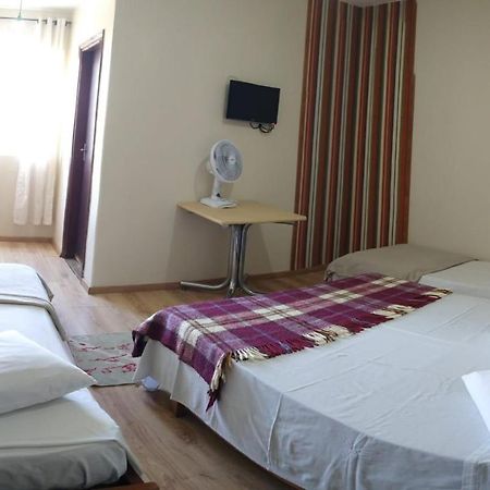 Hotel Pousada Icarai Poços de Caldas Eksteriør billede