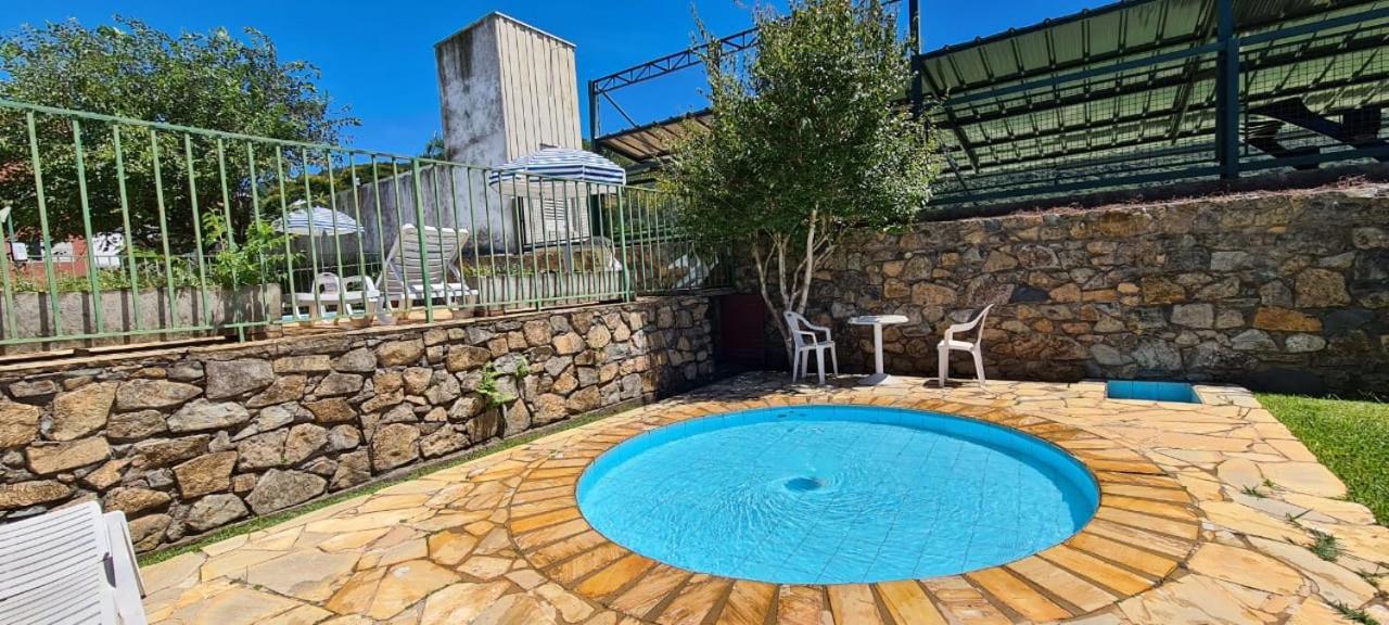 Hotel Pousada Icarai Poços de Caldas Eksteriør billede